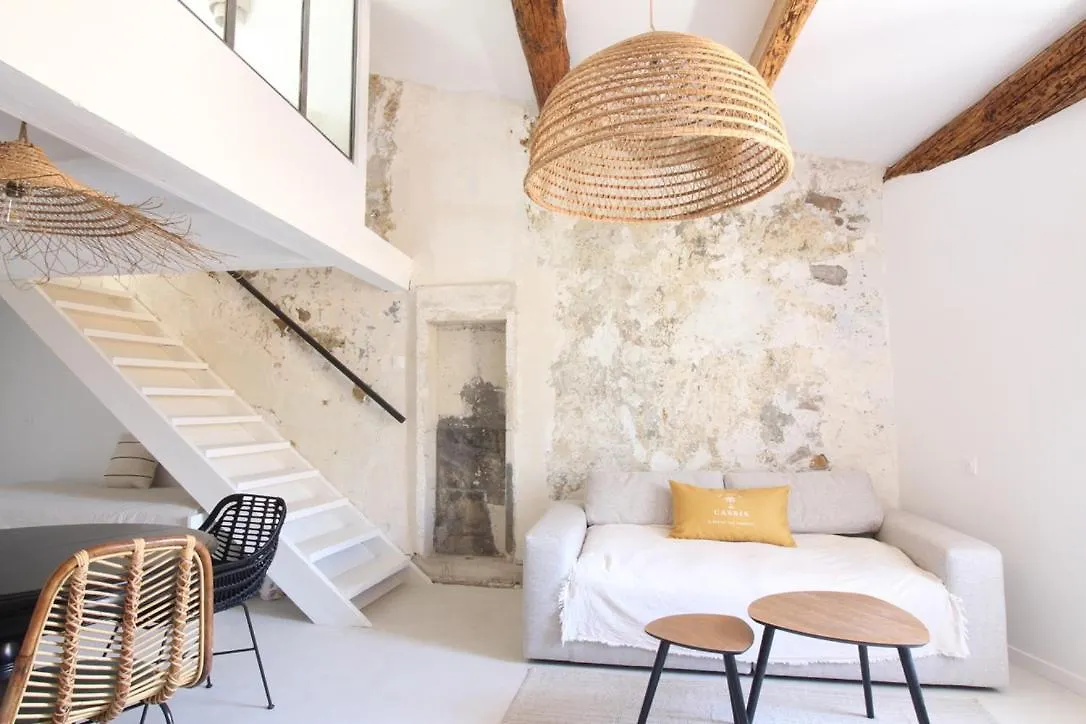 Eva - Charmant - Centre Cassis - Wifi location