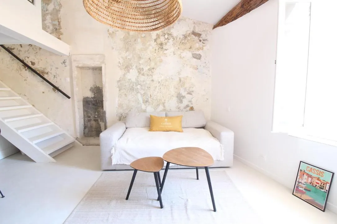 Eva - Charmant - Centre Cassis - Wifi